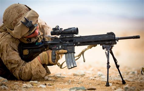 Why the U.S. Marines Love the M27 Infantry Automatic Rifle | The ...