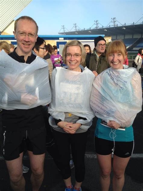 Lucy Worsley on Twitter: "We wore bin bags while waiting in the cold to start our half-marathon ...