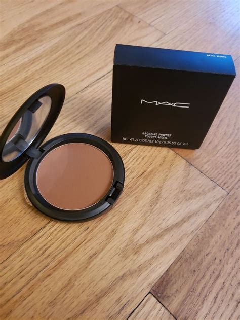 MAC cosmetics bronzing powder in shade MATTE BRONZE. New in box. 10g/0. ...