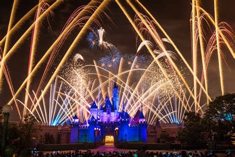 Disney Parks After Dark: Fireworks Brighten Hong Kong Disneyland | Disney Parks Blog