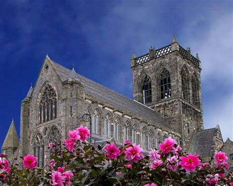 Paisley Abbey | One of the visitors to paisley.org.uk kindly… | Flickr