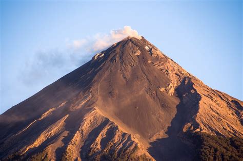 El volcán de Fuego, el más violento de Centroamérica