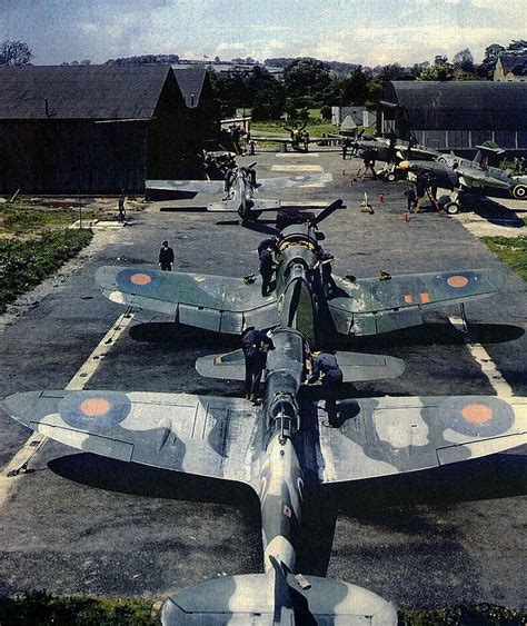 World War II in Pictures: Color Photos of World War II Part 9: Planes