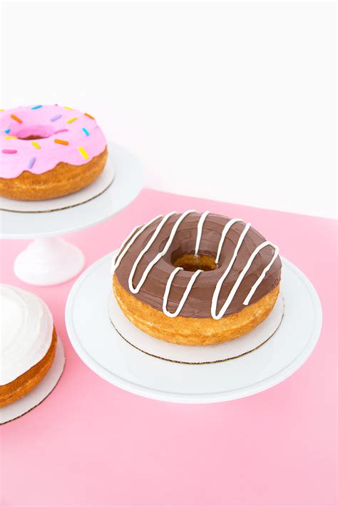 » Giant Donut Cake: Three Ways