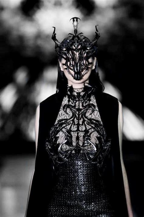 Dark Fashion – 78 photos | Dark fashion, Fantasy fashion, Fashion