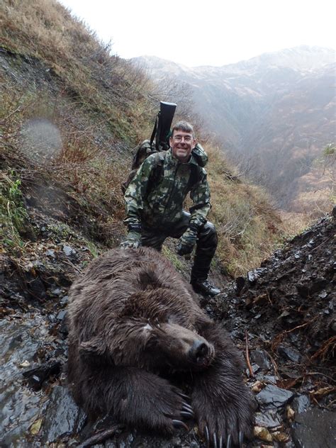 USA: Kodiak Brown Bear Hunt | AfricaHunting.com