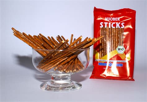 Huober Organic Salty Pretzel Sticks - Chenab Impex Pvt. Ltd.