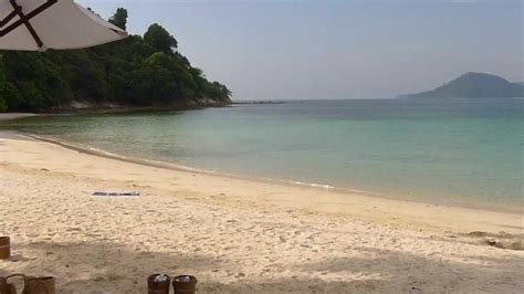 Gaya Island Resort beach Borneo - YouTube