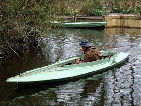 Filming with Nigel Royall and his traditional Norfolk gun punt and ...