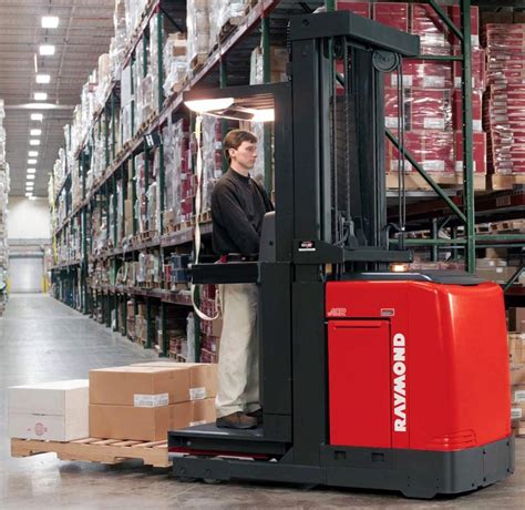 Raymond's New 5000 Series Orderpickers Boost Productivity, Reduce Costs