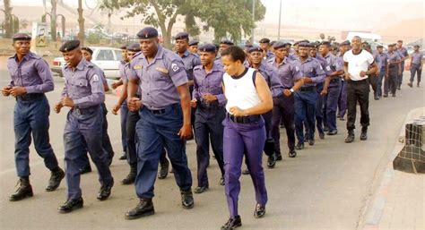 Check out the significance of various Nigerian Navy uniforms - Legit.ng