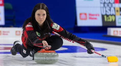 Canada's Kerri Einarson reaches women's world curling championship semifinals