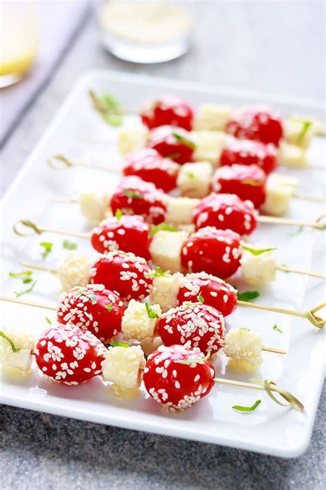 Appetizers For Christmas Eve / 9 Quick & Easy New Year's Eve Finger Foods - thegoodstuff / Bring ...