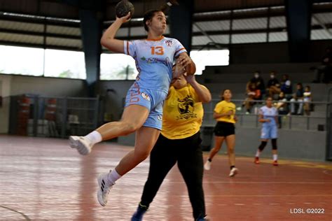 Exitoso el regreso del balonmano femenino – NotiCel – La verdad como es ...