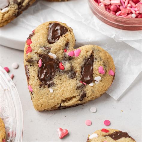 Easy Heart Shaped Chocolate Chip Cookies - Bake & Bacon