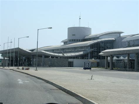 Nigeria: Nnamdi Azikiwe International Airport Abuja Airport Re-opens - African Leadership Magazine