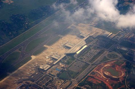 Changsha_Huanghua_International_Airport_aerial_view_of_terminal ...