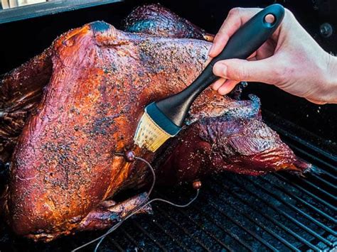 How to Smoke a Turkey in an Electric Smoker | 8 Easy Steps