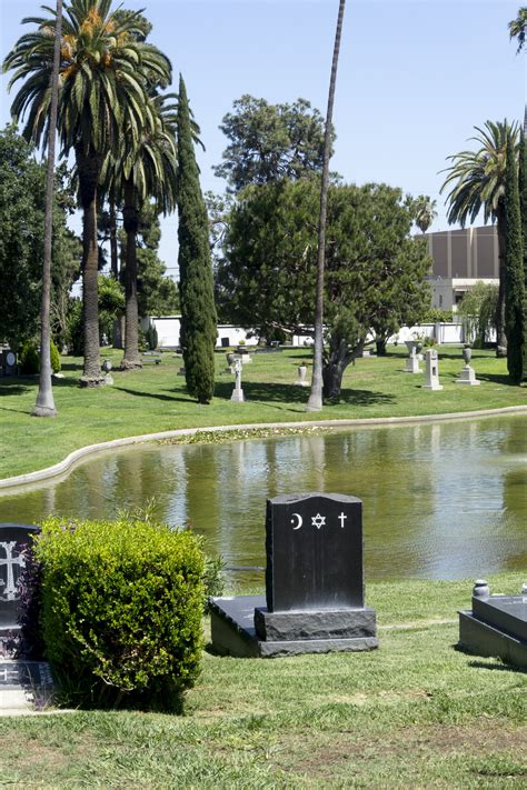 Hollywood Forever Cemetery: tourist wannabe