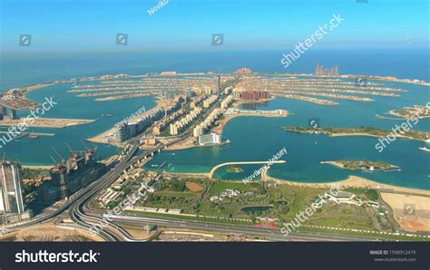 Aerial View Palm Jumeirah Island Dubai Stock Photo 1598912479 ...