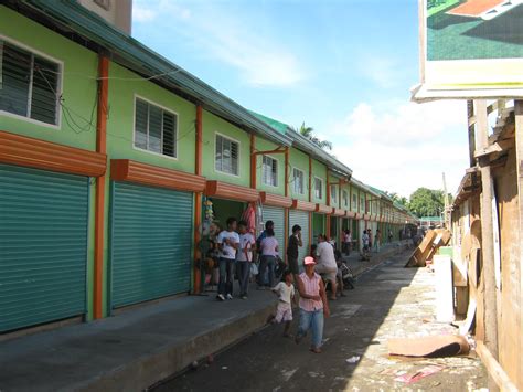 Tanauan, Leyte (My Hometown): NEW STALLS AT THE TANAUAN PUBLIC MARKET. 1ST PORTION OPENED