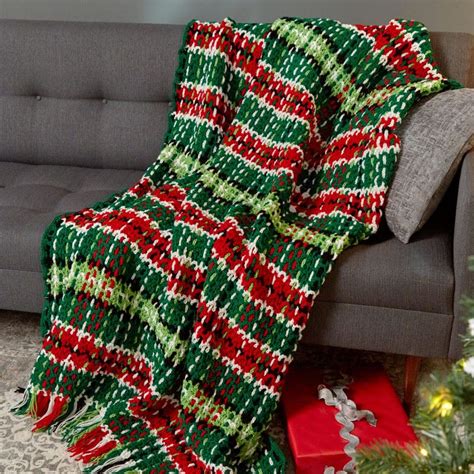 8 Festive Free Christmas Crochet Blanket Patterns - Easy Crochet Patterns