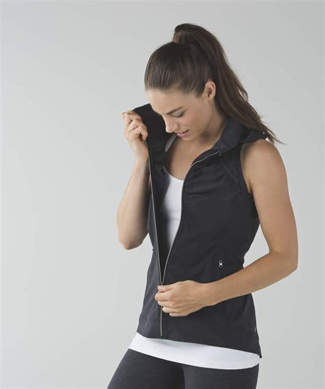 go the distance vest | women's running vests | lululemon athletica ...