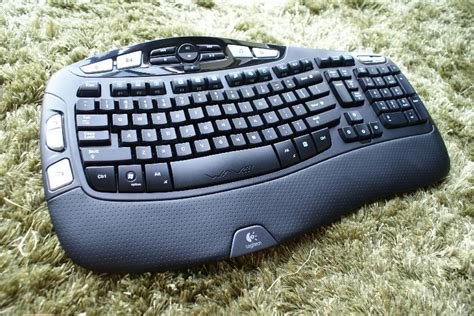 Geek Buy: Logitech K350 wireless keyboard - Techgoondu Techgoondu