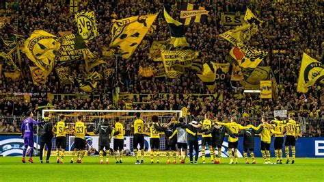 Dortmund Bvb Fans - Borussia Dortmund fans with an impressive yet ...