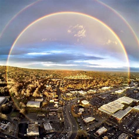 Rare full circle rainbow appears in sky over Greenville, South Carolina -- Earth Changes -- Sott.net