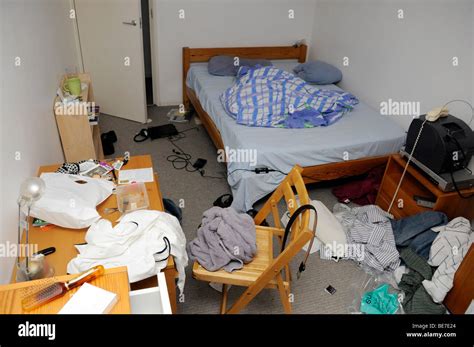 Messy Bedroom Boys Stock Photos & Messy Bedroom Boys Stock Images - Alamy