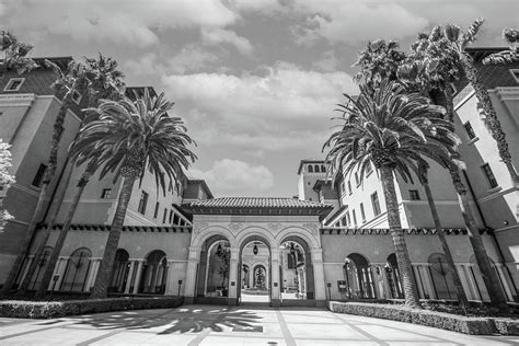 Film School at USC Building Photograph by John McGraw - Fine Art America