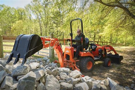 Backhoe Attachment Safety Tips | Team Tractor & Equipment | Phoenix Arizona