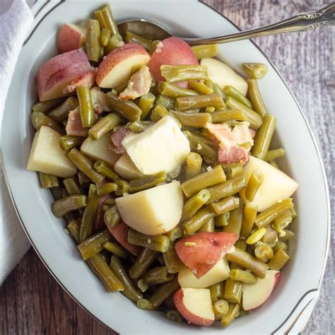 Crockpot Green Beans and Potatoes with Bacon (A Family Favorite Dish!)