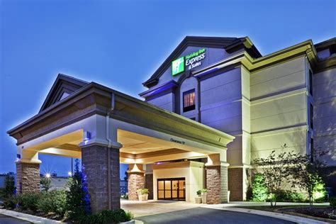 HOLIDAY INN EXPRESS & SUITES DURANT AN IHG HOTEL $137 ($̶1̶7̶3̶ ...