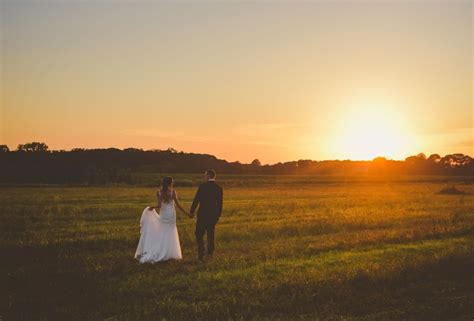 Long Island Vineyard Wedding - Organic Moments Photography