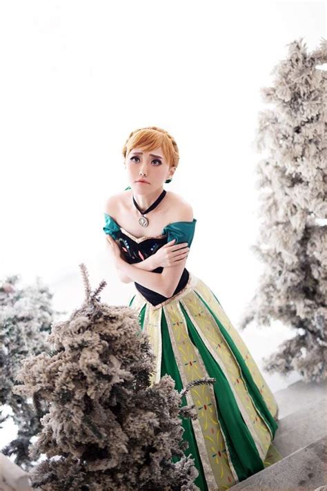 Hans and Anna from Frozen | Cosplay Amino