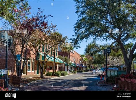 Fernandina Beach, Florida. Centre Street (the Main Street) in downtown Fernandina Beach, Amelia ...