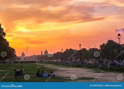 Sunset Over Rajpath Boulevard in New Delhi Editorial Image - Image of chowk, attraction: 180373545