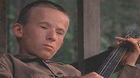 Deliverance Banjo Boy Now / A Look Back At Deliverance S Iconic Dueling Banjos Scene Rare - Cool ...