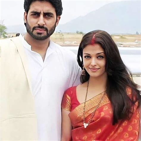 Abhishek Bachchan-Aishwarya Rai Wedding Anniversary: From 75 lakhs bridal saree to Jr B wanting ...