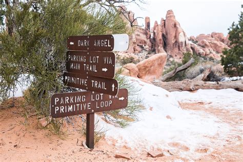 Devils Garden Trail: The Best Hike in Arches National Park | Earth Trekkers