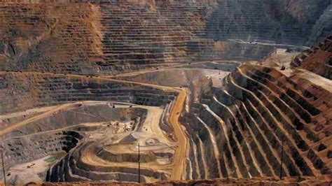 Zambia: 10 killed in copper mine dump collapse – Cameroon Concord News