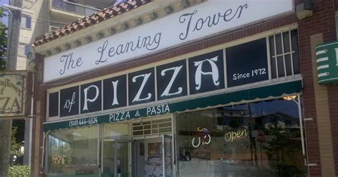 Our Oakland: food: Leaning Tower of Pizza