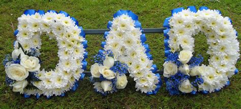 Pin en Westwood Flowers Sympathy & Funeral Tributes