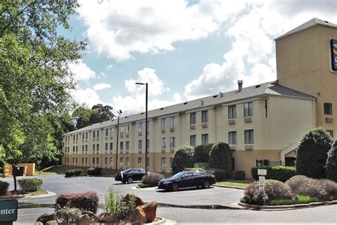 Quality Inn & Suites Raleigh North Raleigh | Bookonline.com