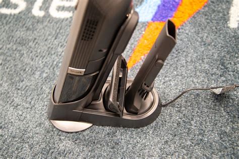 Shark Wandvac Cordless Handheld Vacuum WV201 Review: Grab-and-go cleaning