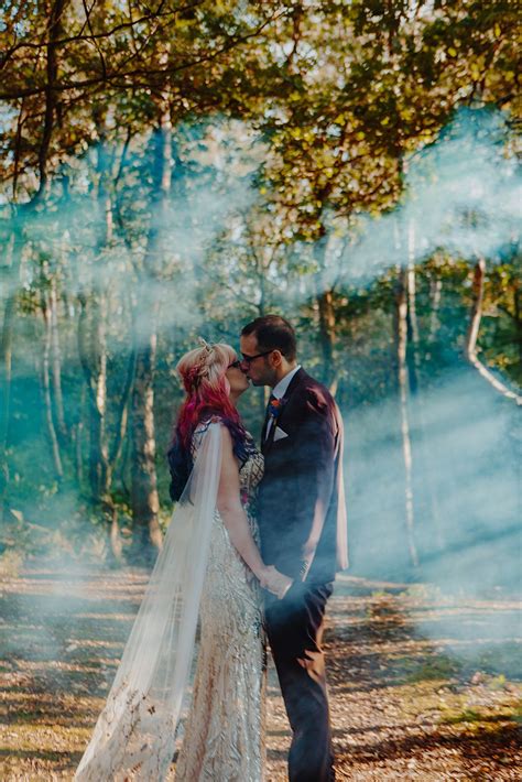 Smoke Bomb Wedding Photography - Everything you need to know! — ALT WEDDING CO