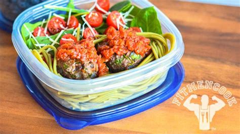 Fit Meals: 7 Muscle-Making Recipes