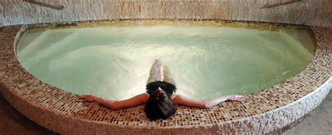 Health Benefits of Hydrotherapy And How To – Size Happy